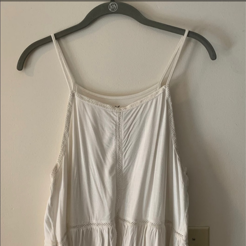 American Eagle white tank